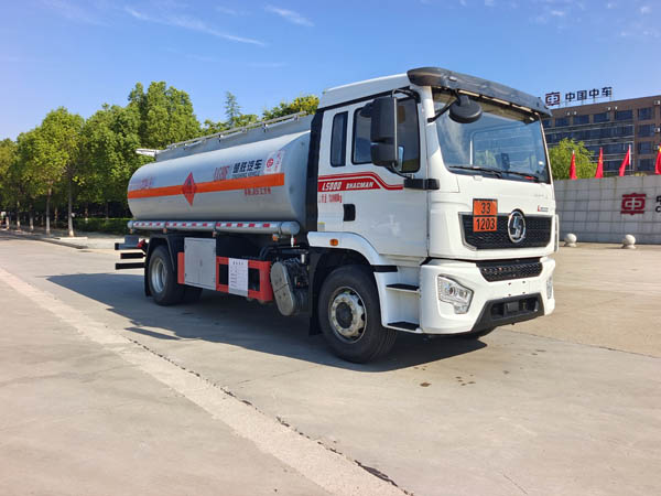 楚勝牌CSC5189GYYS6型運油車